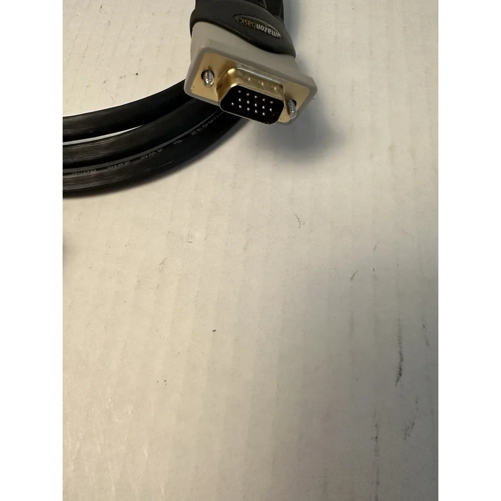 AmazonBasics VGA to VGA Monitor Cable Gold Plated SVGA HD15 Male Cord Black